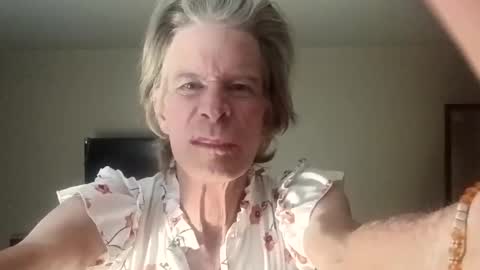 Snapshot of chrisssy780232 chatting on 05-16-26, 10:36 chrisssy780232 online show from 05-16-26, 10:36
