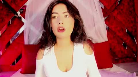 Chrisstin online show from 04-01-26, 03:51