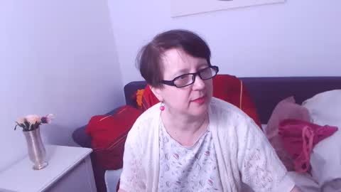 Snapshot of christarose chatting on 01-26-25, 04:41 Christa online show from 01-26-25, 04:41