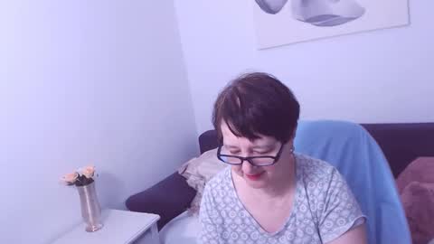 Snapshot of christarose chatting on 03-10-25, 04:14 Christa online show from 03-10-25, 04:14