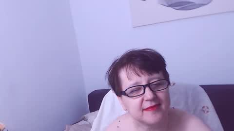 Snapshot of christarose chatting on 09-13-25, 11:26 Christa online show from 09-13-25, 11:26