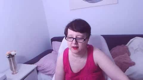 Snapshot of christarose chatting on 09-21-25, 09:27 Christa online show from 09-21-25, 09:27