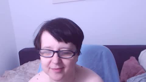 Snapshot of christarose chatting on 01-31-26, 07:11 Christa online show from 01-31-26, 07:11