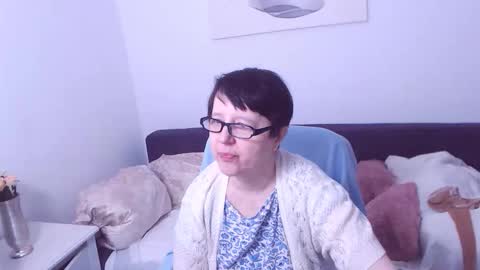 Snapshot of christarose chatting on 02-01-26, 03:32 Christa online show from 02-01-26, 03:32