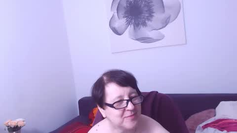 Snapshot of christarose chatting on 02-20-26, 01:46 Christa online show from 02-20-26, 01:46