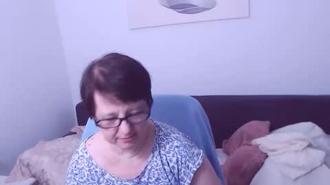 Snapshot of christarose chatting on 02-23-26, 12:30 Christa online show from 02-23-26, 12:30