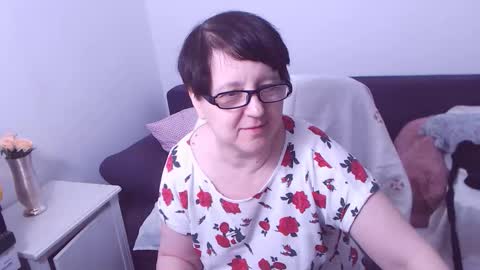 Snapshot of christarose chatting on 03-06-26, 09:00 Christa online show from 03-06-26, 09:00