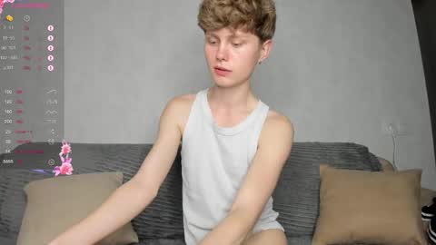 Christian        PVT open online show from 09-20-25, 06:31