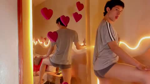 Snapshot of christian_foxx chatting on 02-14-26, 01:52 Christian online show from 02-14-26, 01:52