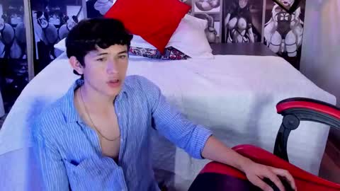 Snapshot of christian_foxx chatting on 03-05-26, 02:07 Christian online show from 03-05-26, 02:07