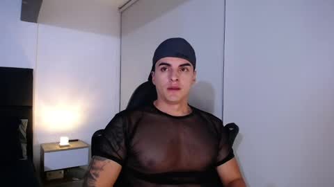 Snapshot of christianvalenzia chatting on 01-10-25, 10:17 Christian online show from 01-10-25, 10:17