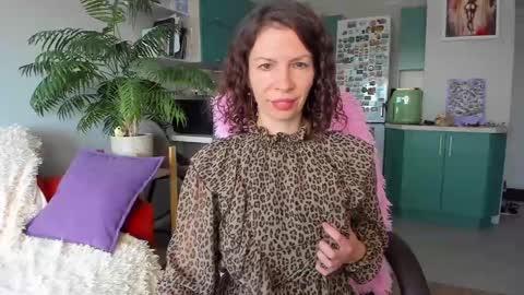 Chris online show from 06-01-26, 11:01