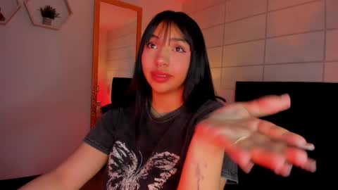 Christine  online show from 02-06-26, 12:08