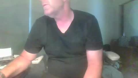 Snapshot of christo9999 chatting on 03-03-25, 11:35 christo online show from 03-03-25, 11:35