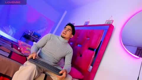 christopher online show from 04-28-26, 11:21