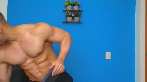 Snapshot of christopher_w chatting on 02-16-25, 07:38 Christopher online show from 02-16-25, 07:38