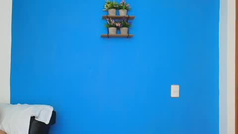 Snapshot of christopher_w chatting on 02-16-25, 10:43 Christopher online show from 02-16-25, 10:43