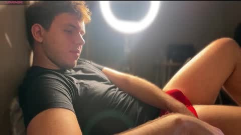 Snapshot of christophertan chatting on 09-17-25, 09:33 Christopher online show from 09-17-25, 09:33