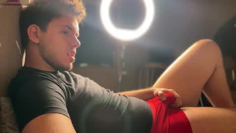 Snapshot of christophertan chatting on 09-21-25, 08:38 Christopher online show from 09-21-25, 08:38