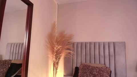 Christy online show from 11-25-25, 06:41