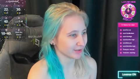 christyw3b online show from 11-16-25, 05:46