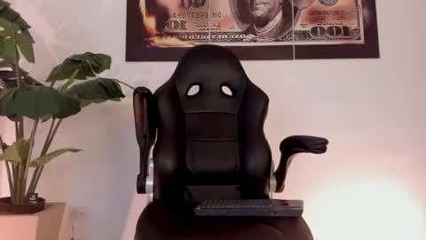 chrizmacgregor online show from 06-26-26, 12:59