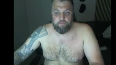 Snapshot of chrizz80 chatting on 11-28-25, 10:56 Chrizz online show from 11-28-25, 10:56