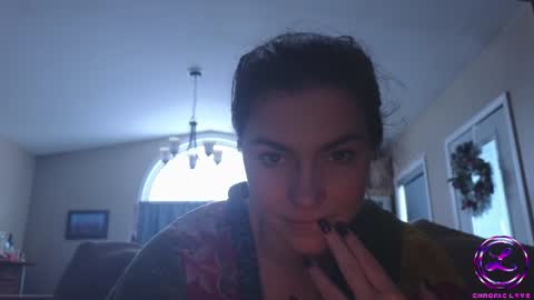 Snapshot of chroniclove chatting on 01-05-25, 05:09 Marley online show from 01-05-25, 05:09