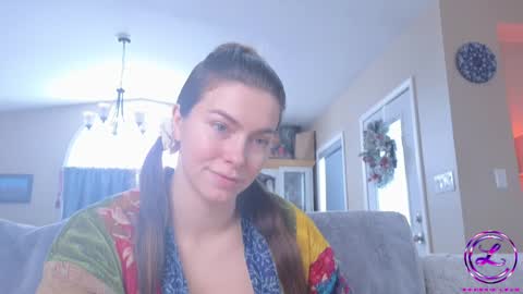 Snapshot of chroniclove chatting on 01-10-25, 06:49 Marley online show from 01-10-25, 06:49