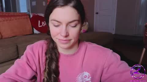 Snapshot of chroniclove chatting on 02-15-25, 10:31 Marley online show from 02-15-25, 10:31