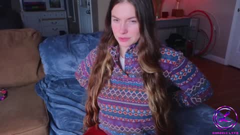 Snapshot of chroniclove chatting on 03-07-25, 12:37 Marley online show from 03-07-25, 12:37