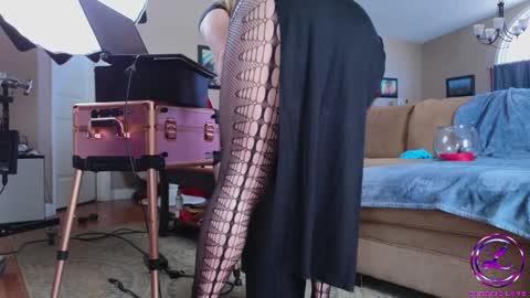 Snapshot of chroniclove chatting on 03-07-25, 07:27 Marley online show from 03-07-25, 07:27