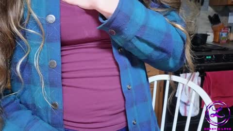 Snapshot of chroniclove chatting on 02-07-26, 08:56 Marley online show from 02-07-26, 08:56