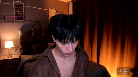 Snapshot of chrristopher77 chatting on 09-17-25, 12:29 chrristopher77 online show from 09-17-25, 12:29