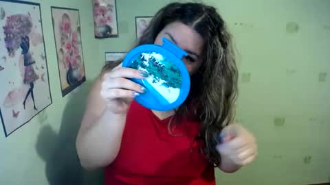 Snapshot of chrystalbella chatting on 01-12-25, 09:08 Diana online show from 01-12-25, 09:08