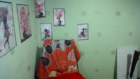 Snapshot of chrystalbella chatting on 02-06-25, 05:51 Diana online show from 02-06-25, 05:51