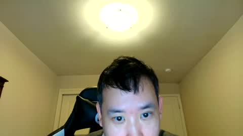 Snapshot of chsiao chatting on 06-18-26, 01:39 chsiao online show from 06-18-26, 01:39