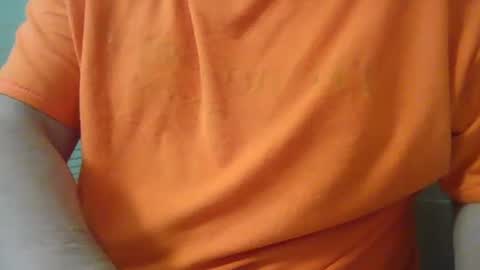 Snapshot of chubbycub14 chatting on 10-10-25, 04:50 chubbycub14 online show from 10-10-25, 04:50
