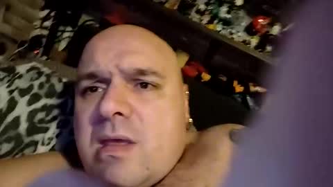 Snapshot of chubbyman40 chatting on 03-14-26, 08:58 chubbyman40 online show from 03-14-26, 08:58