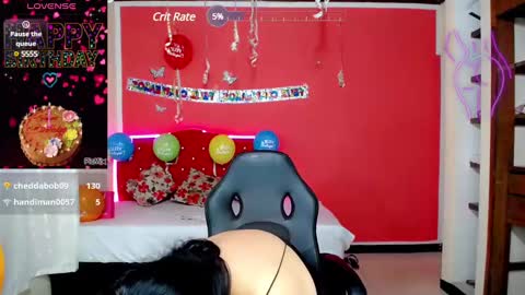 Snapshot of chubymature_ chatting on 01-23-25, 04:48 Lulu online show from 01-23-25, 04:48