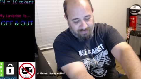 Snapshot of chunkymonkey420 chatting on 02-08-25, 04:25 Spencer Smokey Bear online show from 02-08-25, 04:25