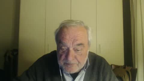 Snapshot of ciaoamoremio4 chatting on 01-06-25, 04:04 ciaoamoremio4 online show from 01-06-25, 04:04