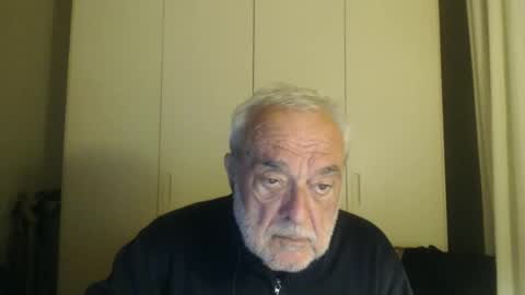 Snapshot of ciaoamoremio4 chatting on 11-06-25, 12:11 ciaoamoremio4 online show from 11-06-25, 12:11