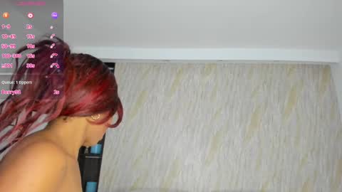 Snapshot of ciara_blake chatting on 10-01-25, 08:04 CIARA online show from 10-01-25, 08:04