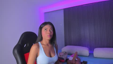 Snapshot of ciara_blake chatting on 11-10-25, 07:46 CIARA online show from 11-10-25, 07:46