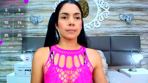 ...   ... online show from 02-12-25, 04:44