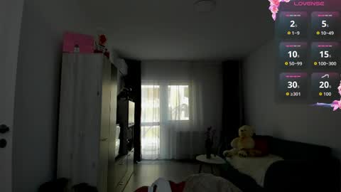 Cristina online show from 04-05-26, 07:16