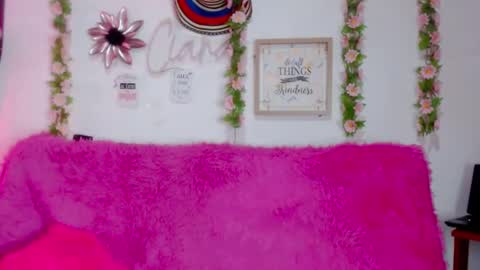 Snapshot of ciaraasweet chatting on 02-25-25, 05:25 Ciara online show from 02-25-25, 05:25
