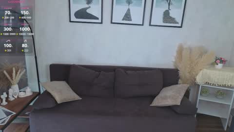 Snapshot of ciaragately chatting on 04-08-26, 11:21 My name is Mia hello everyone online show from 04-08-26, 11:21