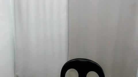 Snapshot of cici_02 chatting on 10-30-25, 10:54 call me Cici online show from 10-30-25, 10:54